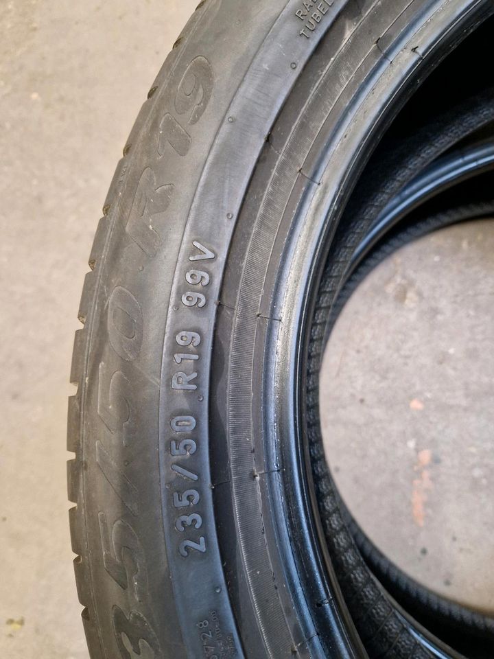 2 Pirelli Scorpion Sommerreifen 235/50 R19 in Detmold