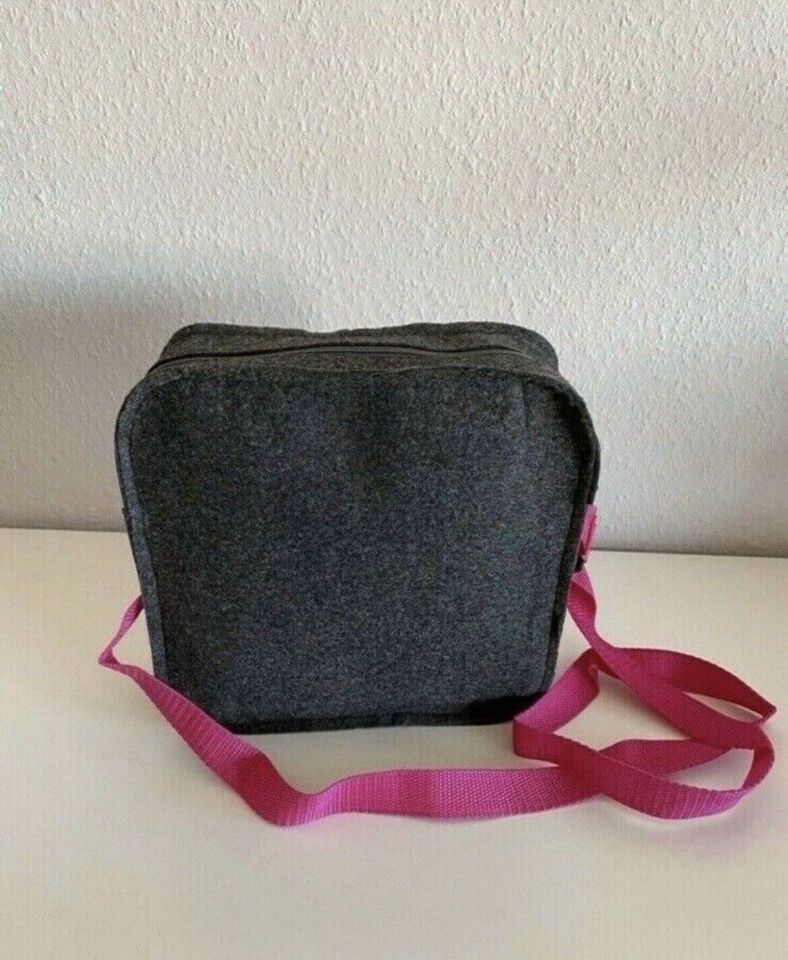 Handtasche / Umhängetasche / Tasche pink grau in Hanau