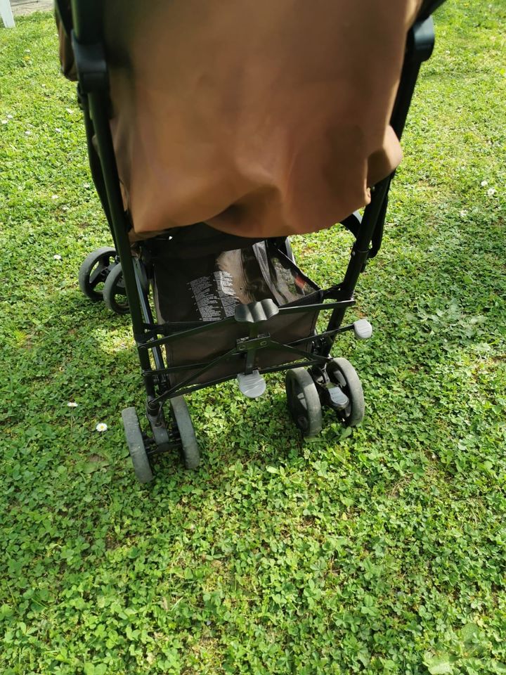 Kinderwagen in Bad Schönborn