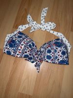 Bikini Oberteil H&M Gr. 40 wie neu München - Berg-am-Laim Vorschau