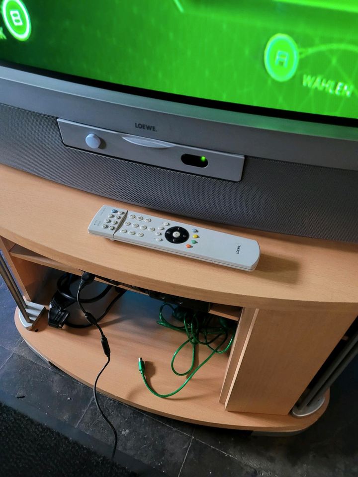 Löwe Fernseher, Xbox, 2 Controller, Spiele in Dortmund