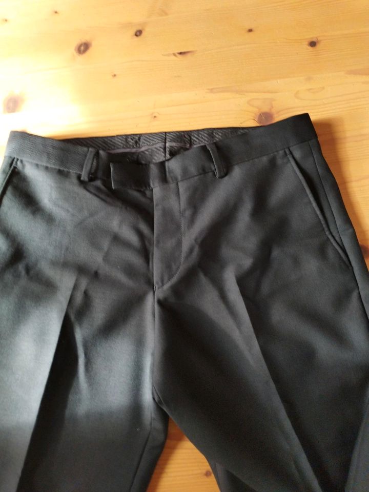 Business Hose schwarz Gr. 46 Neu in Syrgenstein