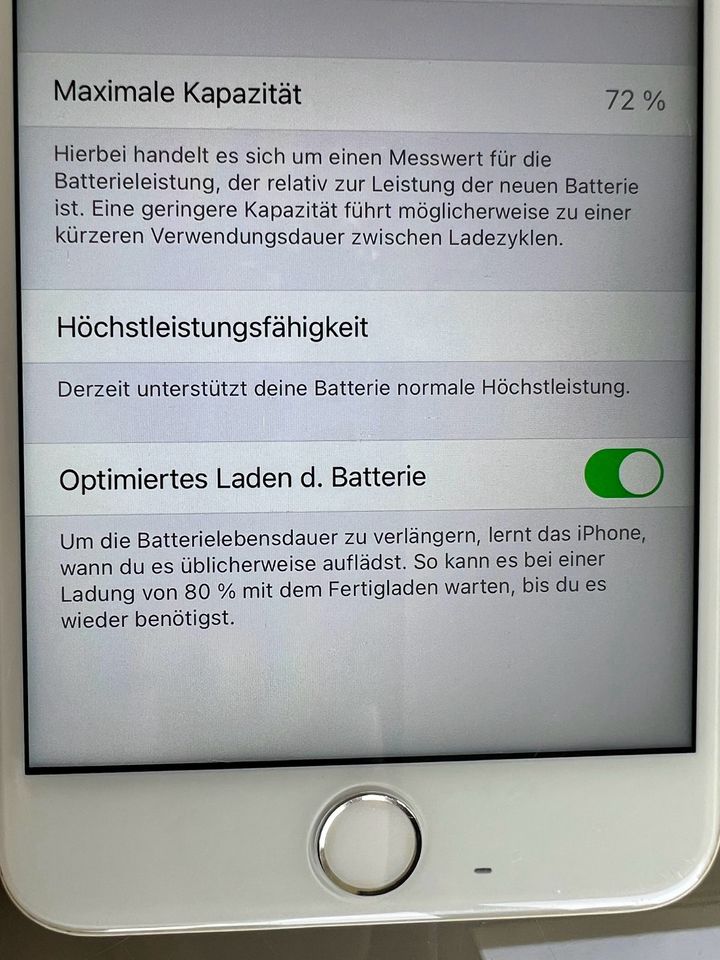 I Phone 6s Plus in Weissach