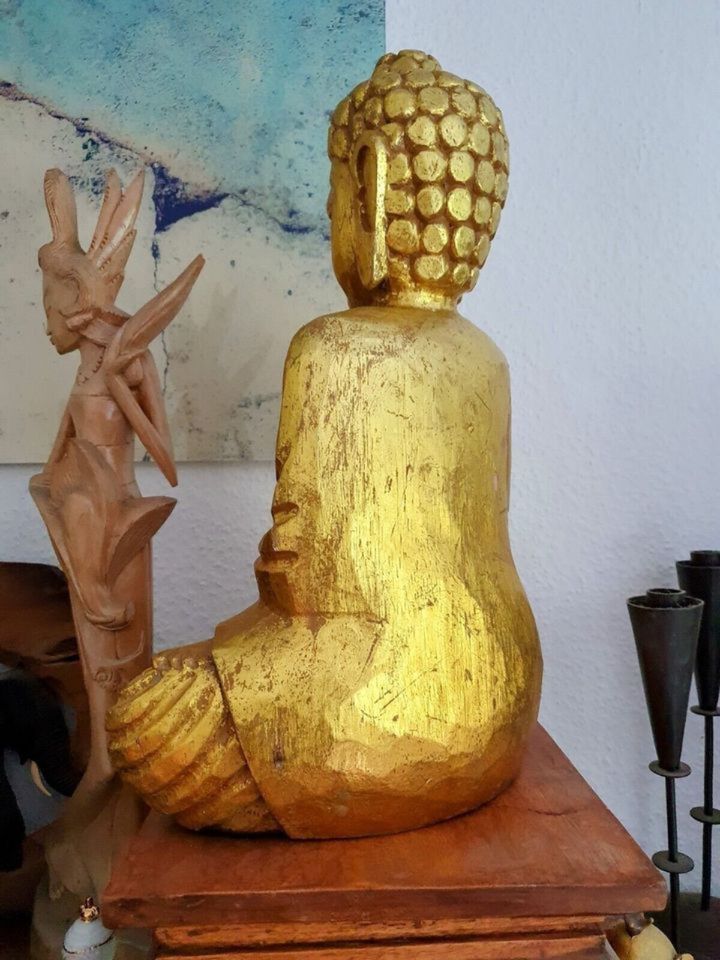 Buddha aus Holz geschnitzt .. Bali um 1968 in Eschweiler