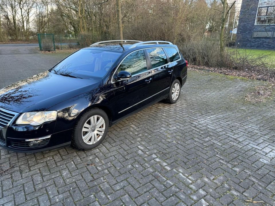 VW Passat Variant 3C 2.0 TDI Highline in Neuss