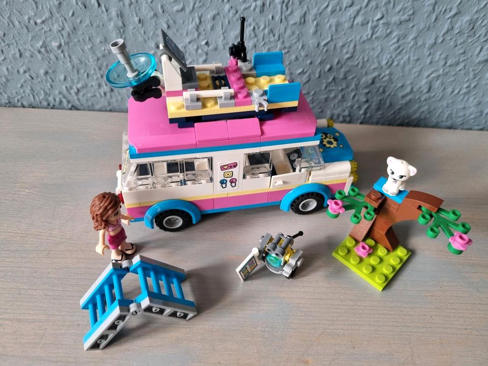 Lego friends- Olivias Rettungsfahrzeug in Beverungen