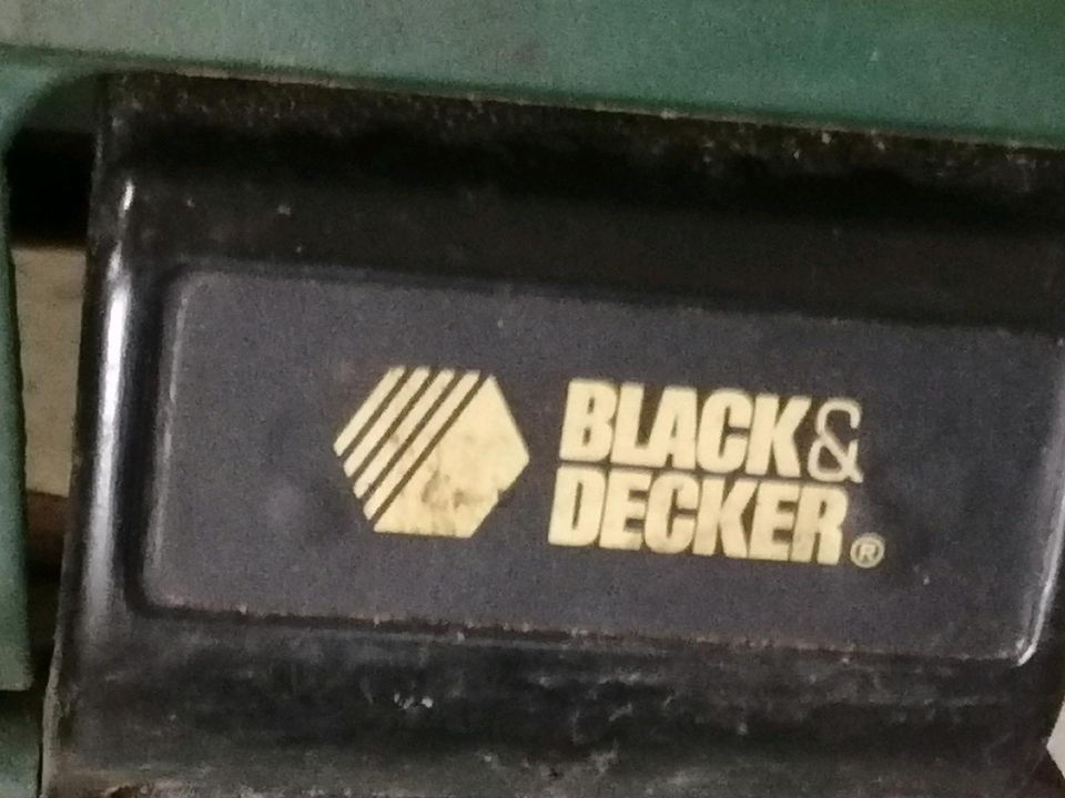 Black und Decker Kettensäge elektrisch. in Gelsenkirchen