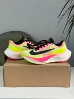 W Nike Zoom Fly 5 Premium Akido Profi Laufschuhe Gr. 37,5 Nordrhein-Westfalen - Mönchengladbach Vorschau