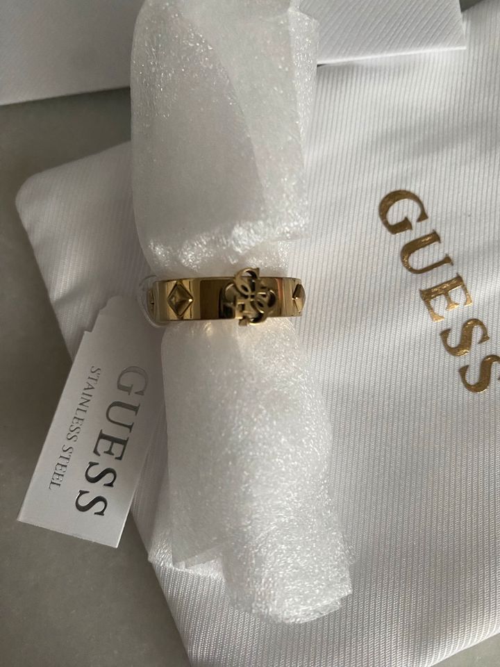 Guess Creolen Ohrringe Ring Damen Schmuck Edelstahl ☀️neu☀️ in Weitramsdorf