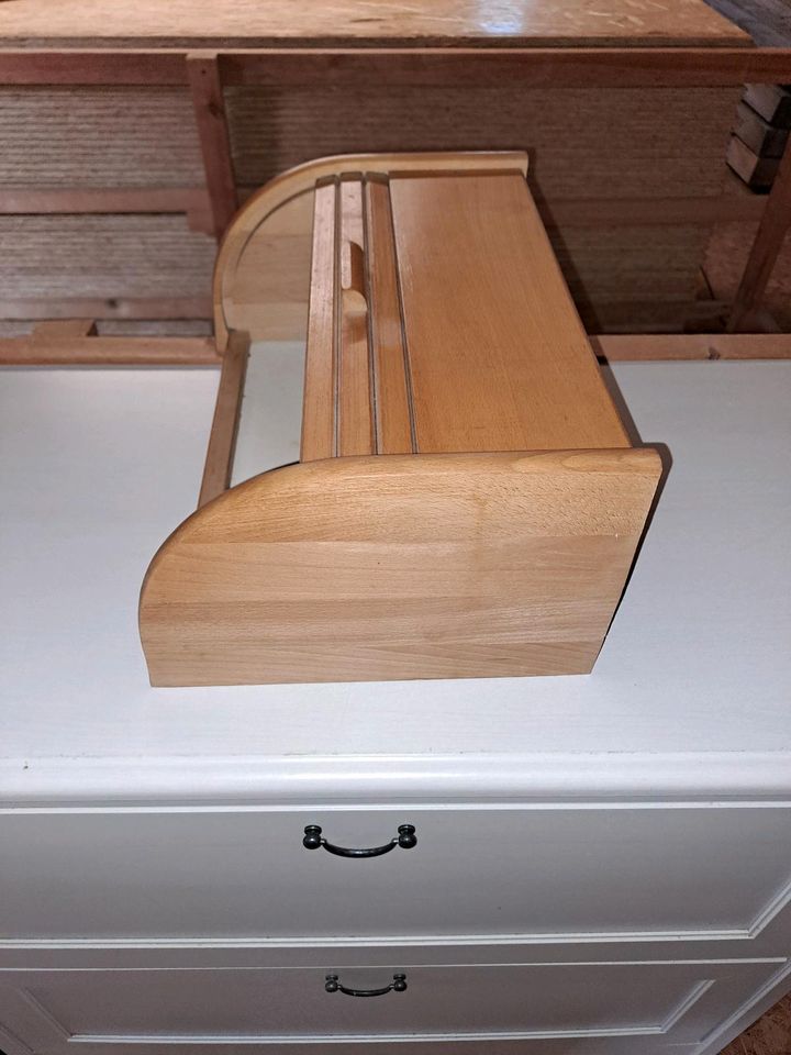 Brotbox aus Holz in Bad Kleinen