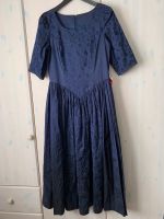 Thefi Trachten Kleid 40 Julia Blau reine Seide Naturseide Dirndl Essen-West - Holsterhausen Vorschau