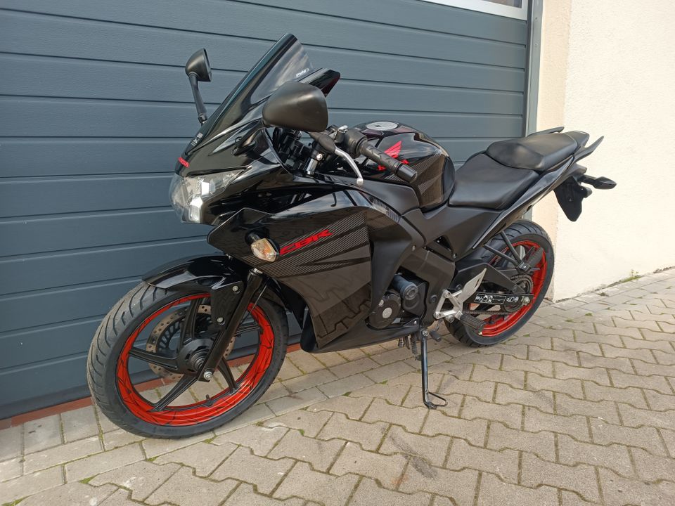 Honda CBR 125 R **wenig Kilometer** in Bramsche