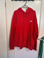 Roter Hoodie/Kapuzenpullover von Nike in XXL Niedersachsen - Stade Vorschau
