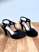 Pumps neu mit Etikett Gr. 37 schwarz für Abiball Abschlussball Häfen - Bremerhaven Vorschau