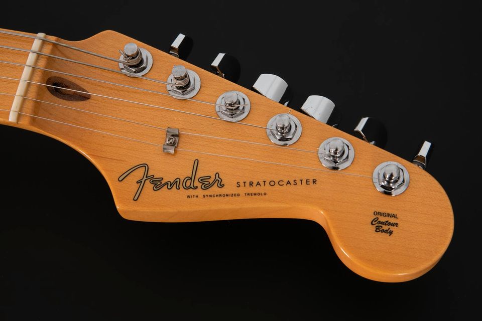 2019 Fender Rarities Flame Koa Top Stratocaster in Paderborn