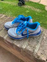 Nike Schuhe 36,5 Nordrhein-Westfalen - Mechernich Vorschau