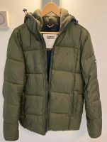 Tommy Hilfiger Jacke Winterjacke Herren Grün Top Zustand Größe M Nordrhein-Westfalen - Viersen Vorschau