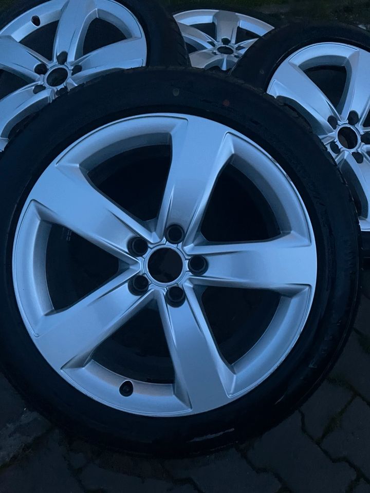 Audi A6 Sommer Reifen mit Felgen 245/45R18 in Esslingen