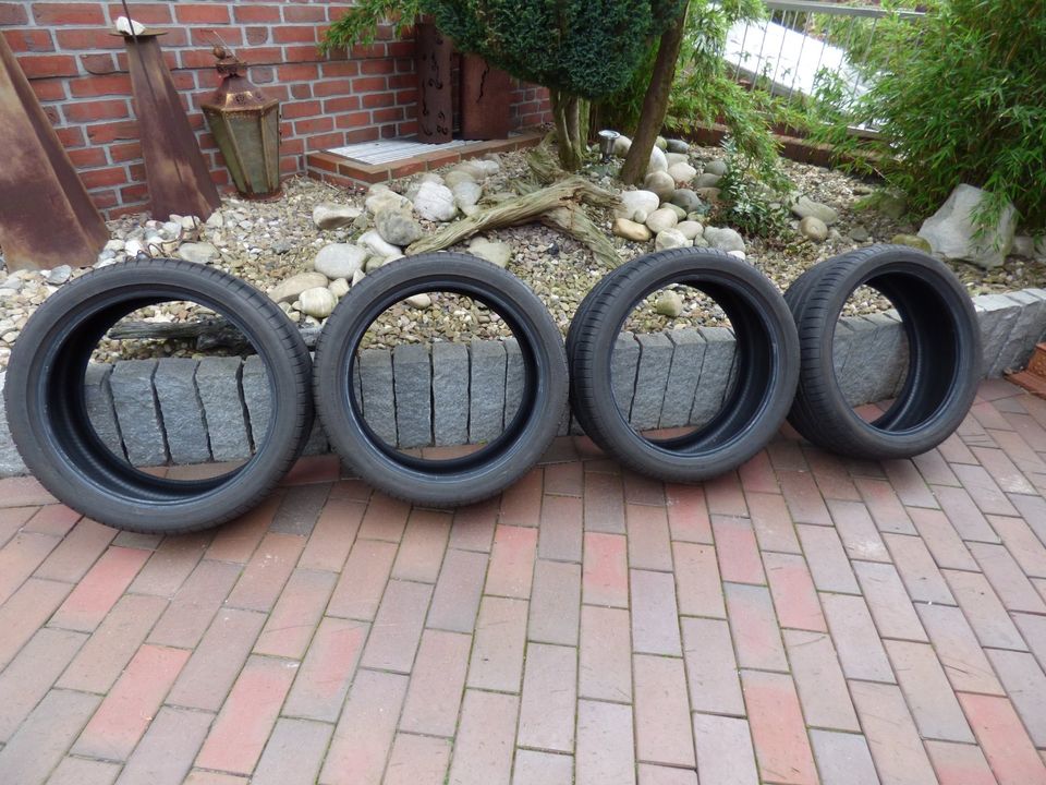 4 Sommerreifen neuwertig Bridgestone 235/40R19 1000Km DOT18 23 in Varel