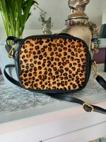 Umhängetasche Handtasche Leopard Design Leder Niedersachsen - Burgwedel Vorschau