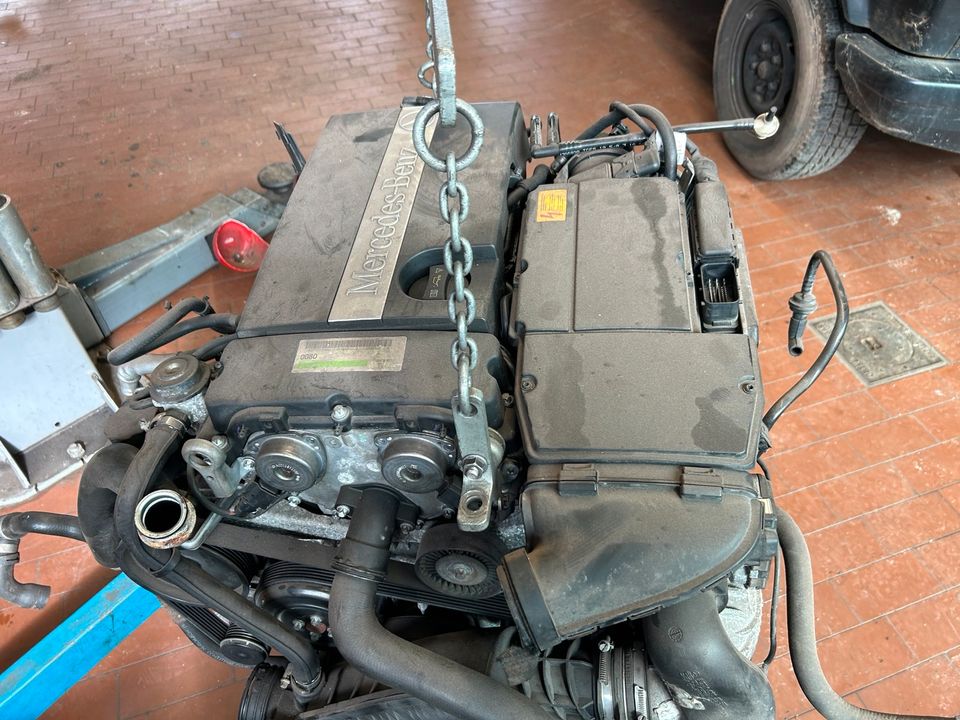 Mercedes Benz SLK R171 1.8 Komp Motor komplett 271944 in Idar-Oberstein