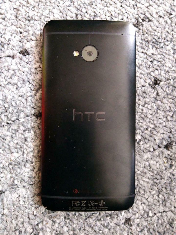 HTC one 32GB in Wuppertal