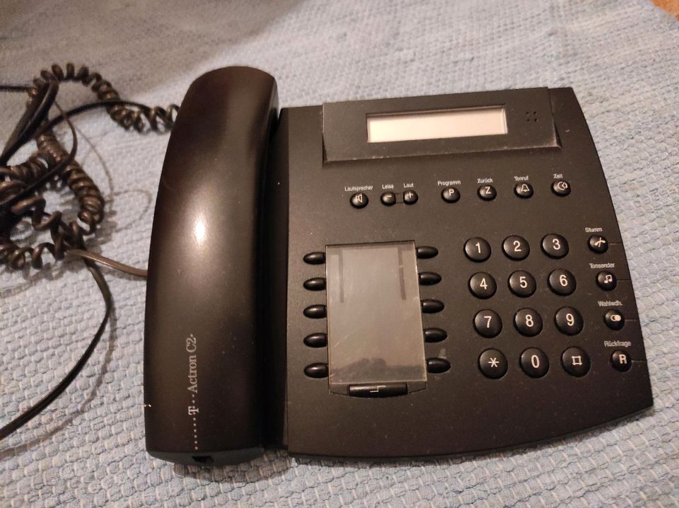 Telefon "Actron C2" von Telekom in Gießen