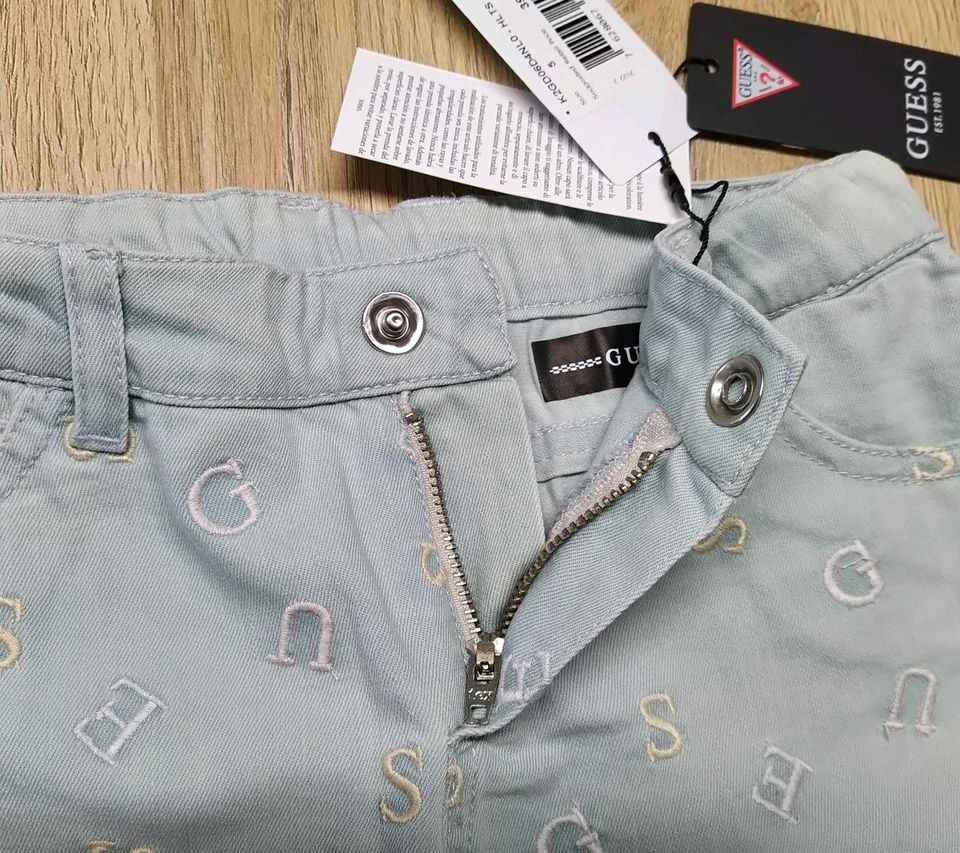 NEU! GUESS kurz Hose Shorts allover-buchstabenstickerei 110 in Weiterstadt