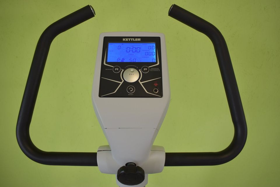 Kettler E1 - Ergometer Heimtrainer - Lieferung / Versand in Kirchheim in Schwaben