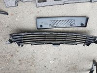 Toyota Auris E18 Grill Stoßstange Vorne 53112-02670 Frontgrill Nordrhein-Westfalen - Bad Oeynhausen Vorschau