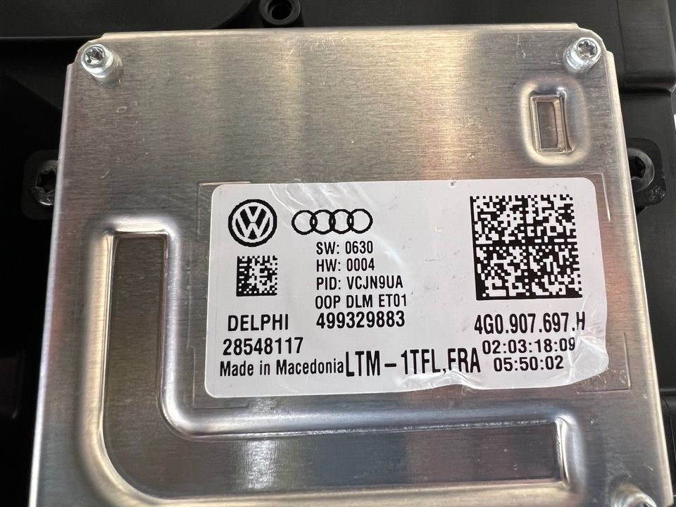 VW Tiguan AD1 LED Scheinwerfer Rechts 5NB941036D NEU in Gladbeck