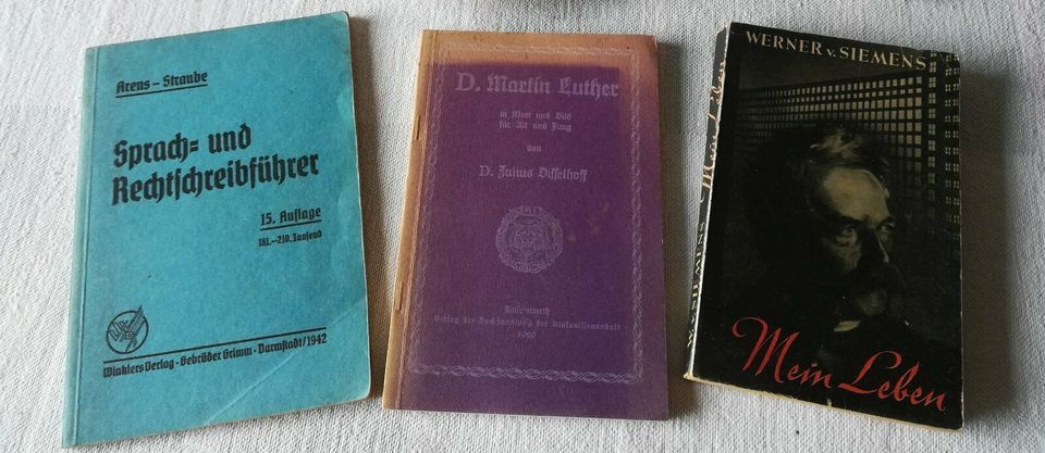 Antiquitäten Bücher inkl. Versand in Lahnau