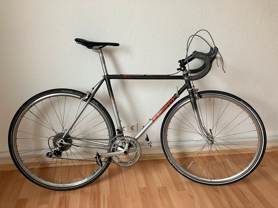 Rennrad Peugeot Stahl 52 in Koblenz