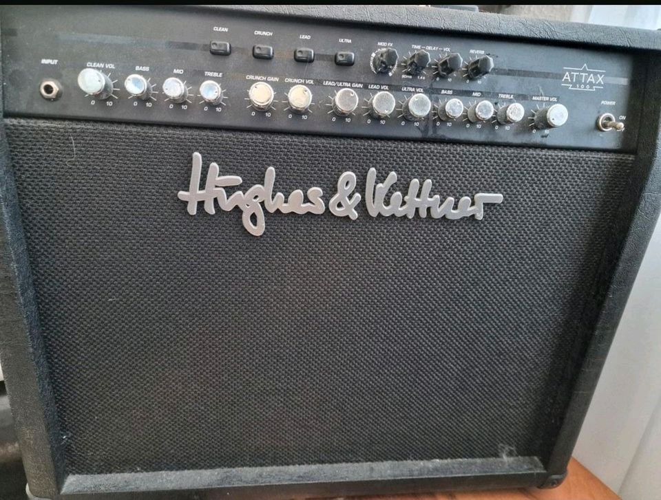 Hughes&Kettner Attax 100 gitarrenverstärker in Biberach an der Riß