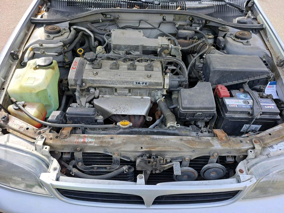Toyota Carina 1.8 Lit Benzin Klimaanlage in Halle