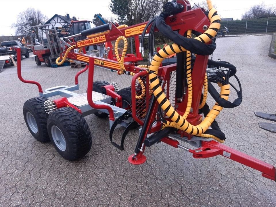 Kranman Rückewagen Seilwinde T 1750 Quad Pickup Radantrieb Profi in Kaltenlengsfeld