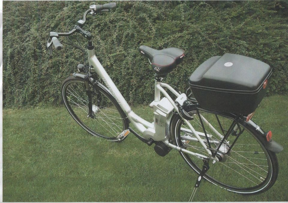Tiefeinsteiger - Elektro Bike Kalkhoff Impulse 8c in Amelinghausen