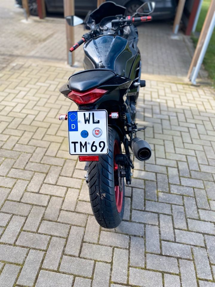 Kawasaki Ninja 300 ABS A2 Motorrad in Neu Wulmstorf