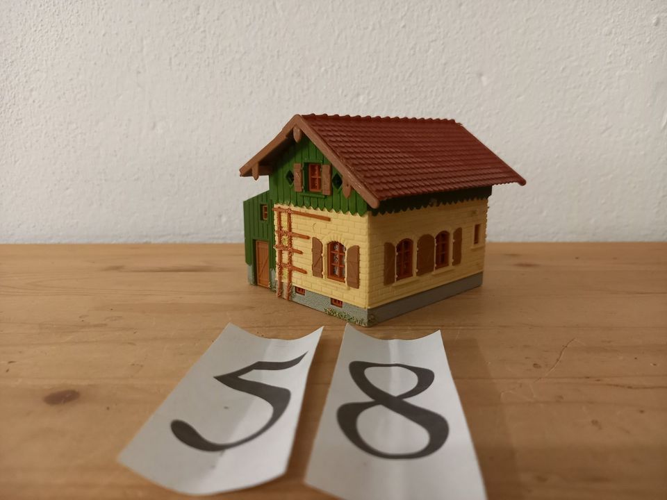 H0 Einfamilienhaus Haus Häuser Modelleisenbahn Nr.58 in Tettnang