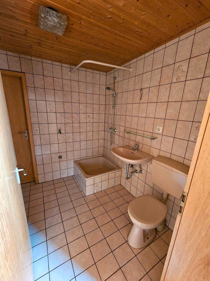 2.5 Zimmer Wohnung 850€ warm in Neuenstadt in Neuenstadt