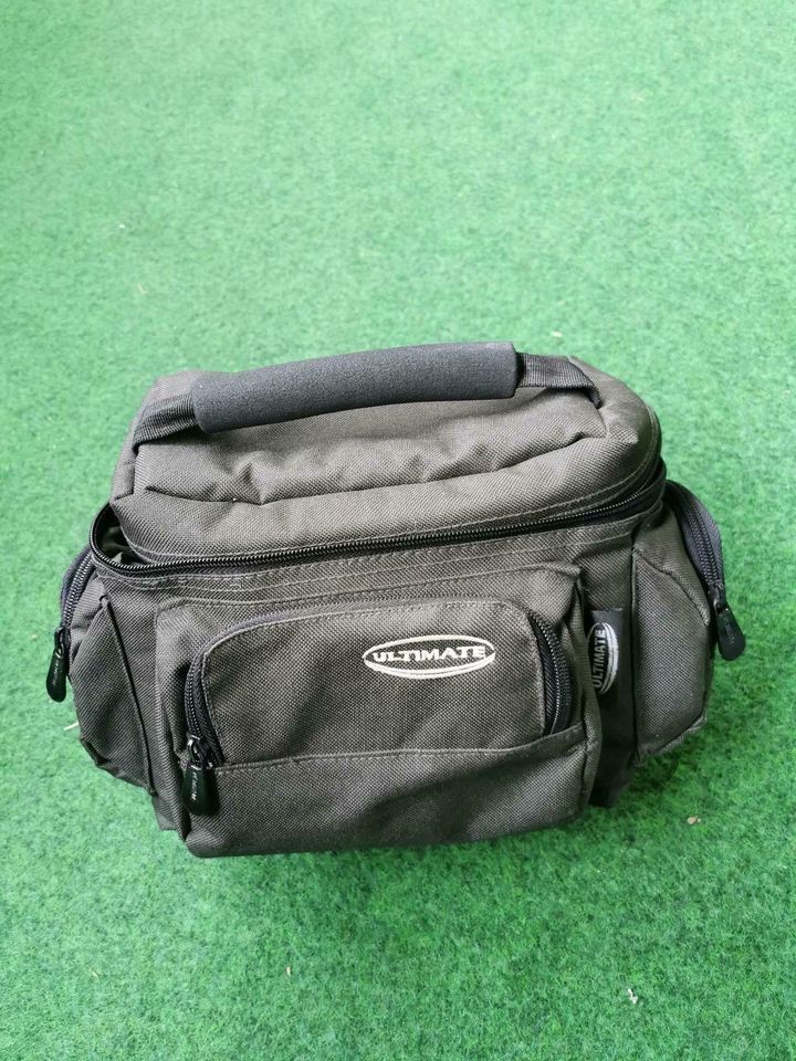 Ultimate Tackle Bag Zubehörtasche Angeln Luggage Karpfen Carp Bag in Bad Bentheim