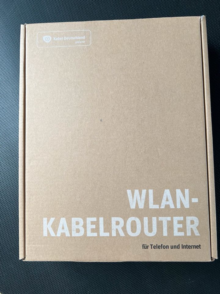 WLAN-KABELROUTER CH6640E Kabel Deutschland in Esslingen