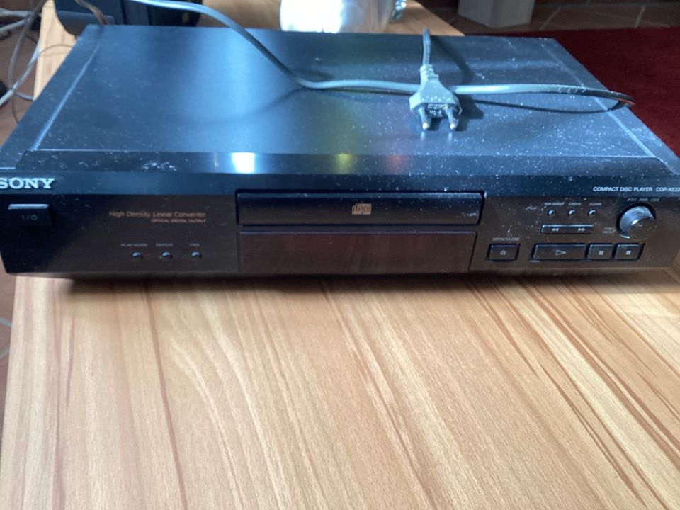 CD Player Sony, Compact Disc CDP-XE220 in Menden