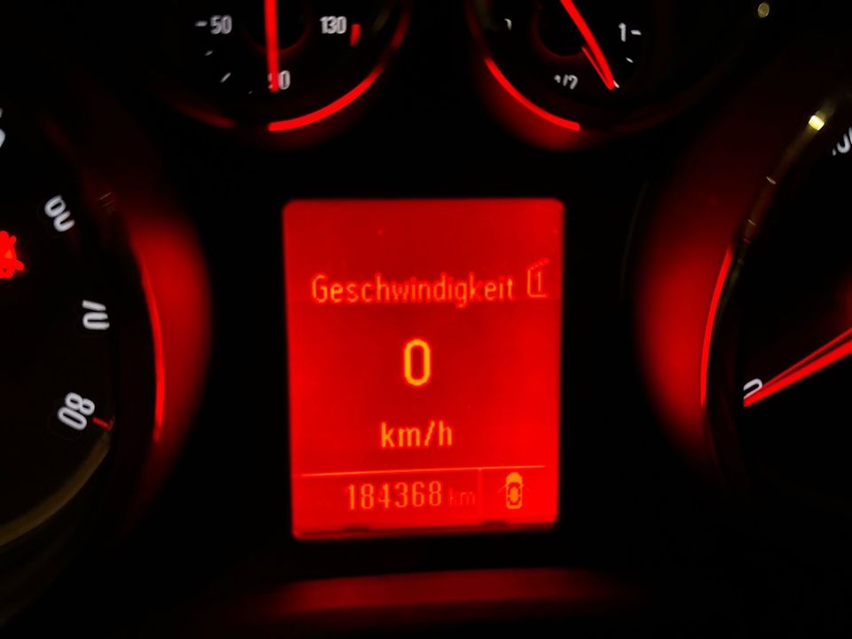 Opel Astra J 1.4 Turbo 5 Türer  | Getriebe NEU | Verkauf/Tausch in Bergen auf Rügen