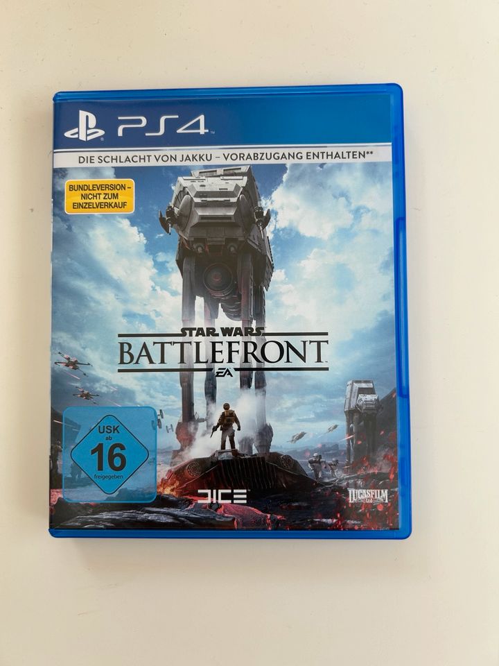 PS4 Star Wars Battlefront (PlayStation 4) Spiel-Disc und Hülle in Rödermark