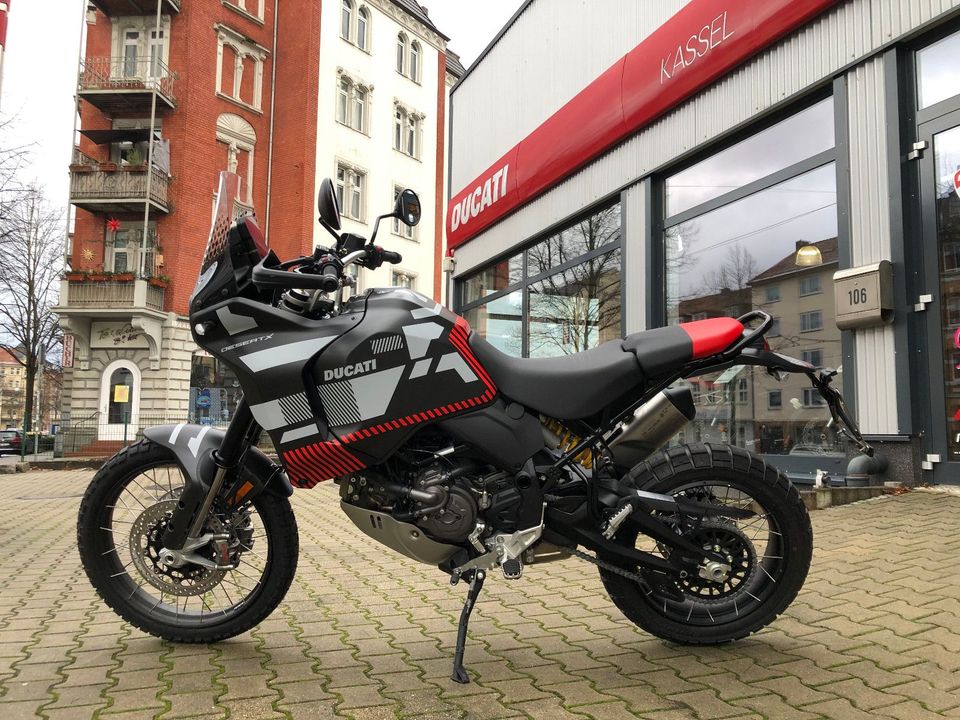 Ducati Desert X / Neufahrzeug sofort verfügbar ! in Kassel