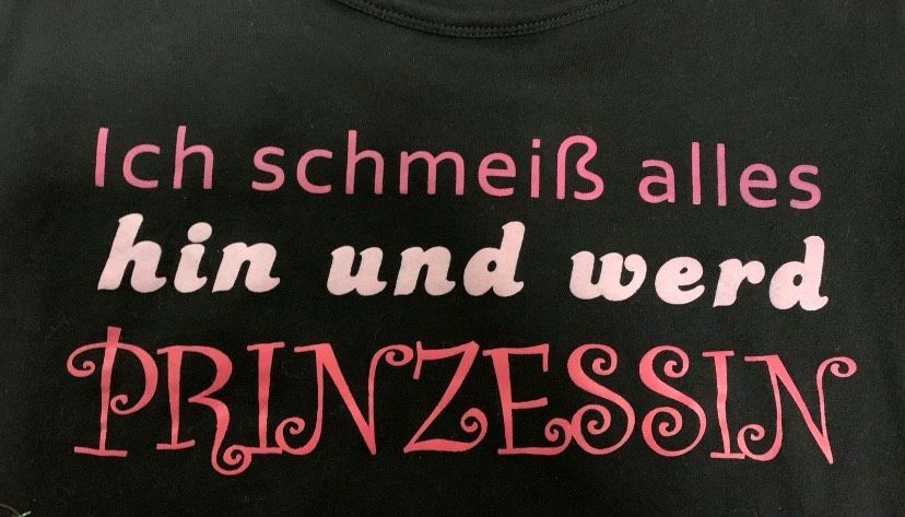 Faschings- T-Shirt Größe M-XL / Karneval-Prinzessin-Set in Bielefeld