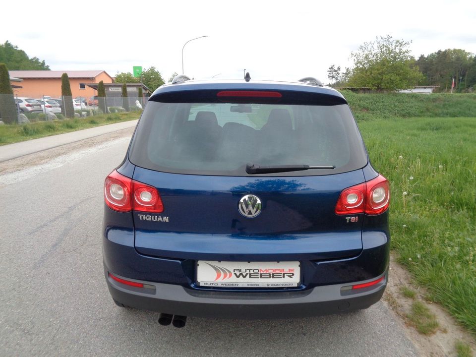 Volkswagen Tiguan 1.4 TSI TREND & FUN *KLIMAAUTOMATIK*AHK* in Roding