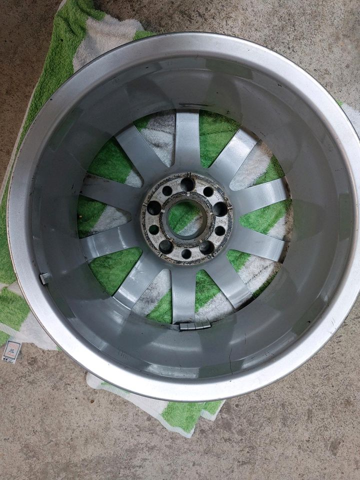 1x Alufelge Org.Audi 7Jx16H2 ET39 Lk.5x112 Teil:8K0601025BF in Bremen