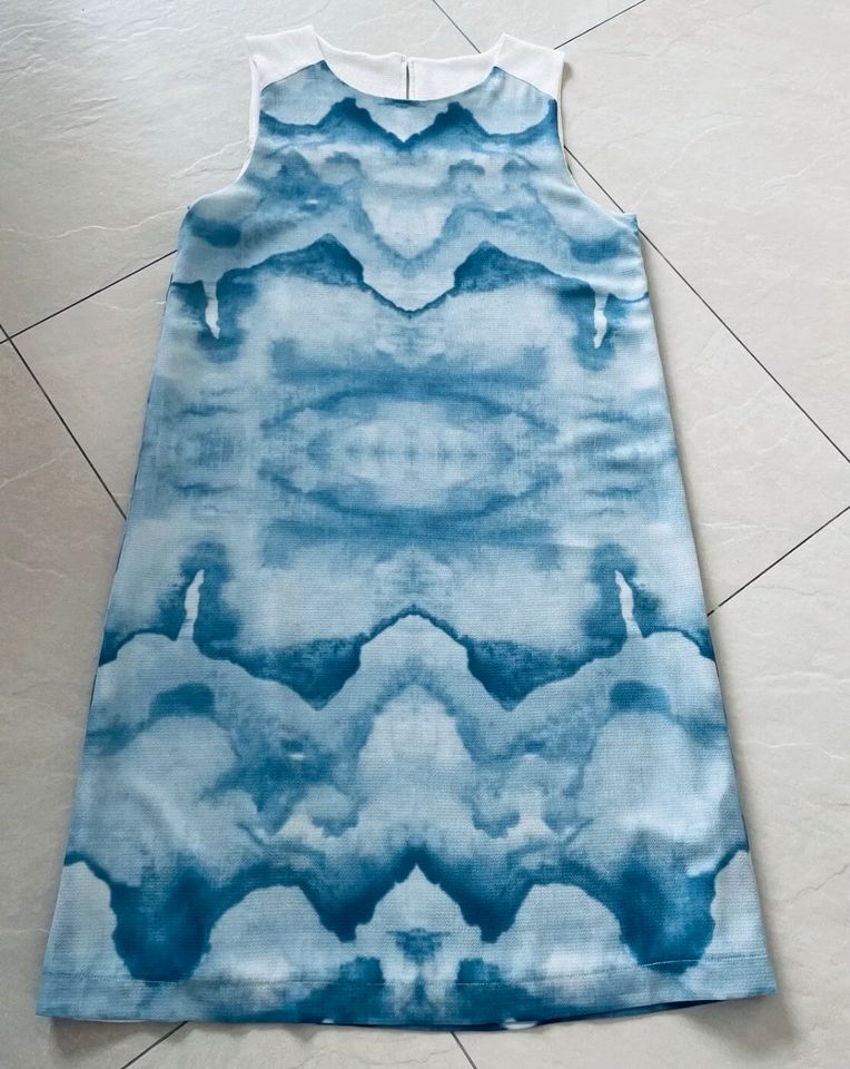 Sommerkleid abendkleid freizeit gr. 38-40 kleid weiss blau in Markt Indersdorf